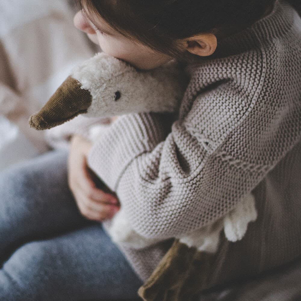 Cuddly Animal Goose Small | White — vista 5
