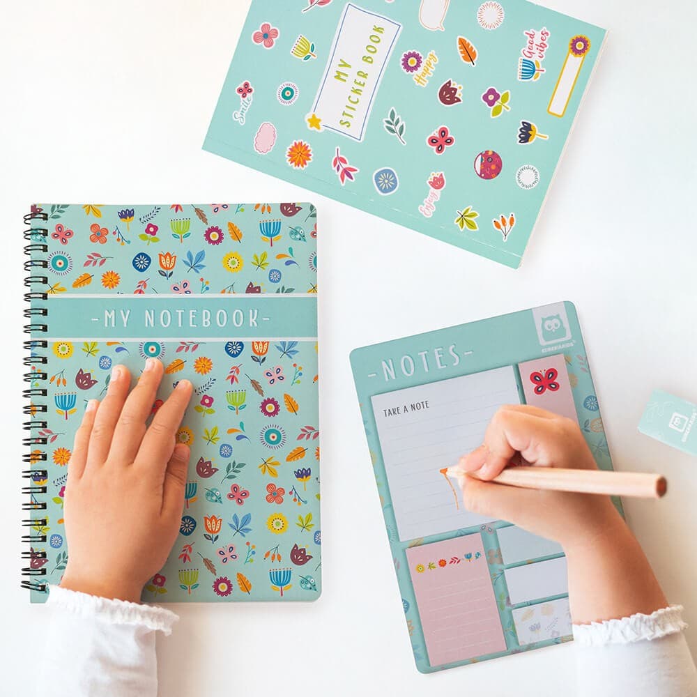 Caderno A5 Pautado com Desenho de Flores — vista 5